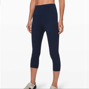 NEW LULULEMON ALIGN CROP TRUE NAVY 21in